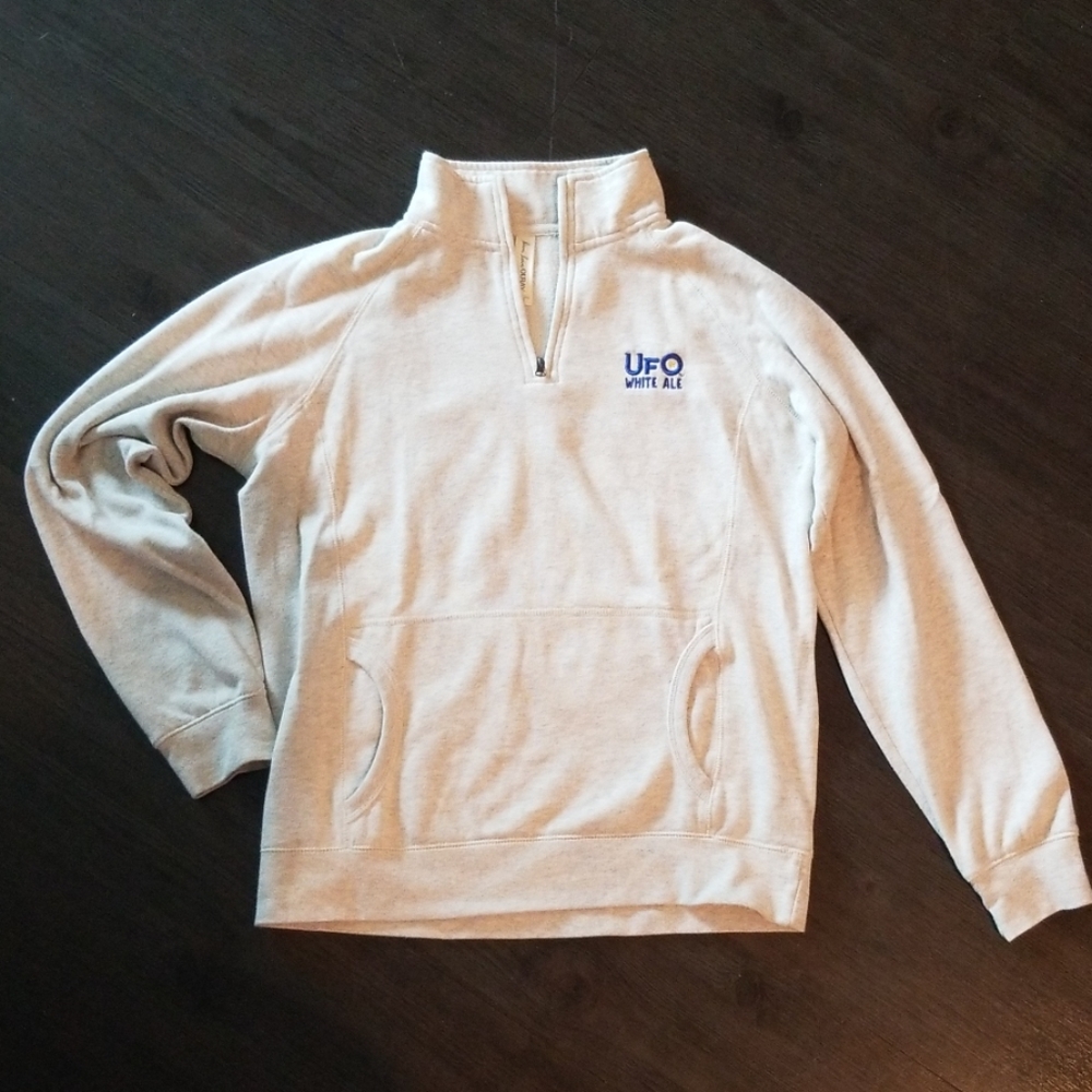 Super comfy beige sweatshirt quarter zip